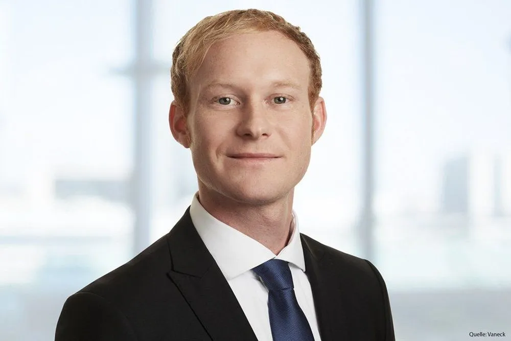 Dominik Schmaus, Produktmanager bei Vaneck Europe. Sebastian Schmaus wird Produktmanager bei Vaneck Europe.